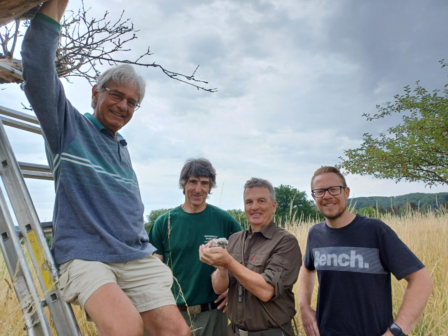 V.l.n.r.: Axel Hagedorn (NABU), Michael Keßler (Naturwacht), Dieter Schuler (Naturschutzbeauftragter), Stephan Weimerich (Ortsvorsteher)